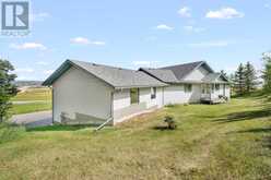 32087 393 Avenue E Rural Foothills