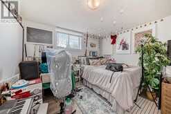 927 Renfrew Drive Calgary