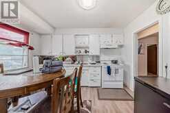 927 Renfrew Drive Calgary