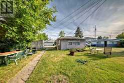 927 Renfrew Drive Calgary