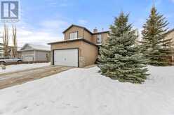 213 11 Avenue NE Sundre