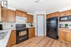 3 Crystal Shores Hill Okotoks