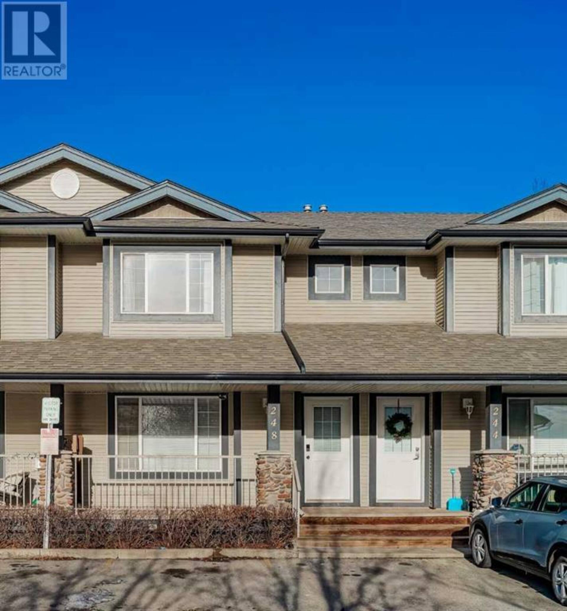 248 Stonemere Place Chestermere