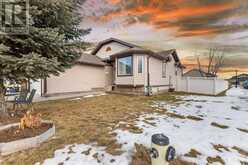 248 West Lakeview Place Chestermere