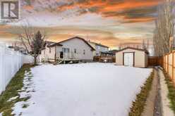 248 West Lakeview Place Chestermere