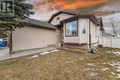 248 West Lakeview Place Chestermere