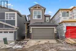 142 Lucas Place NW Calgary