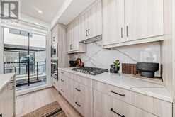 4, 3404 8 Avenue SW Calgary