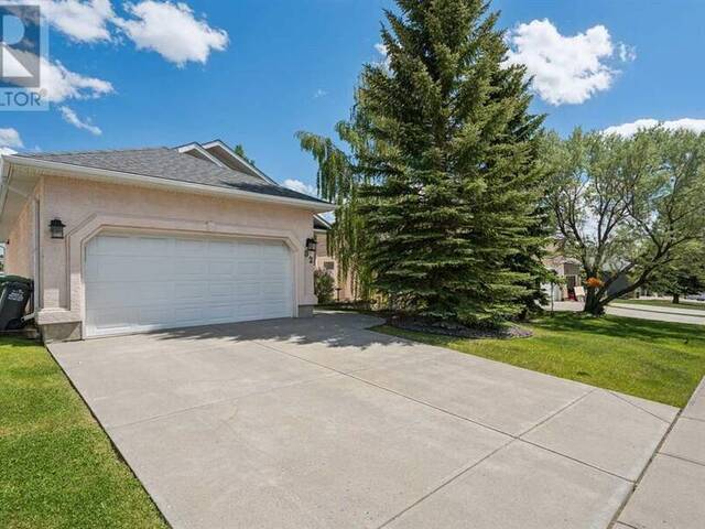 82 Gleneagles Close Cochrane Alberta