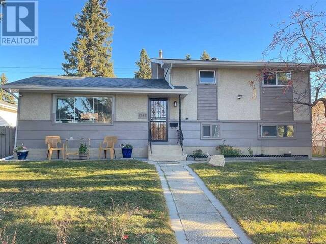 1242 Northmount Drive NW Calgary Alberta