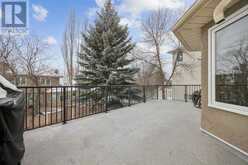 646 Sierra Morena Court SW Calgary