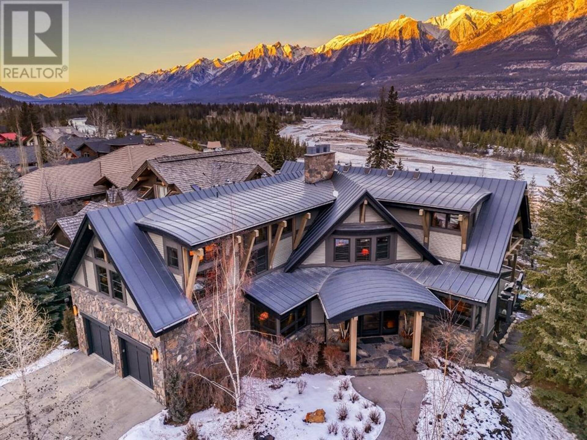 17 Prospect Heights Canmore