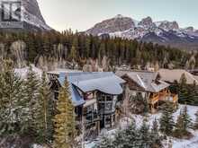 17 Prospect Heights Canmore