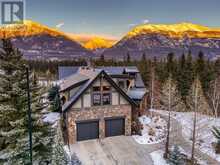 17 Prospect Heights Canmore