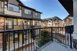 417 Wentworth Row SW Calgary