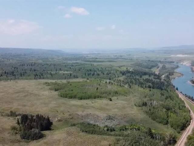 W:5 R:4 T:26 S:7 Q:SE &NE,& NW Rural Rocky View Alberta