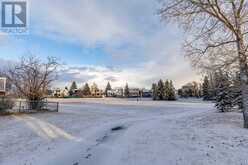 18 Sandalwood Heights NW Calgary