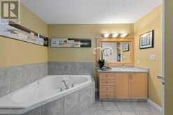 3204, 24 Hemlock Crescent SW Calgary