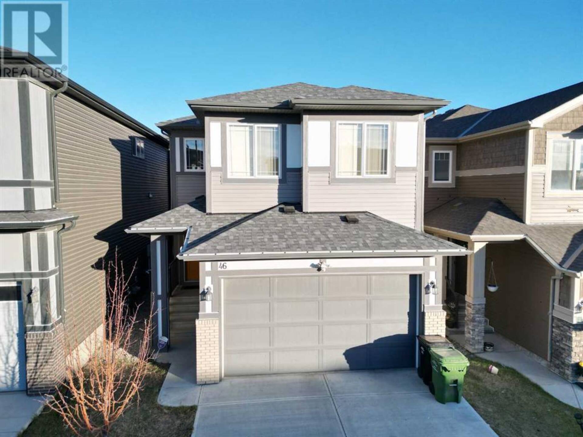 46 Lucas Way NW Calgary