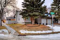 236 Deercrest Place SE Calgary