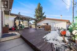 447 Manora Way NE Calgary