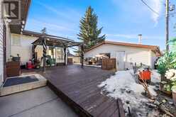 447 Manora Way NE Calgary