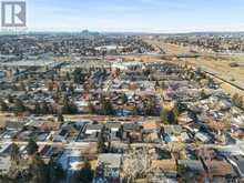 447 Manora Way NE Calgary