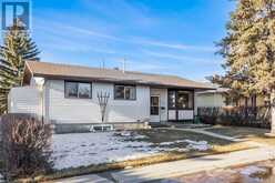 447 Manora Way NE Calgary