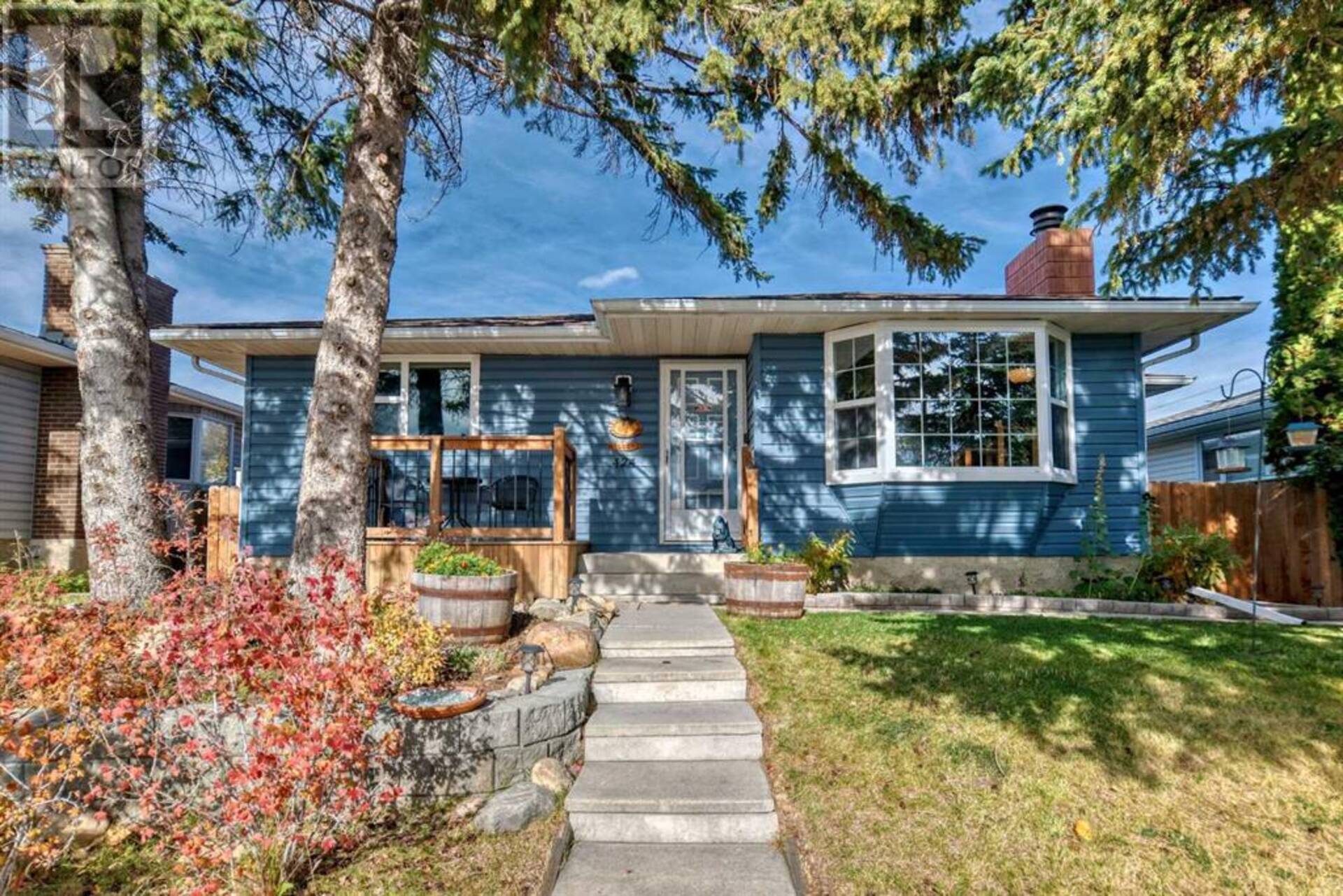 424 Pinetree Road NE Calgary