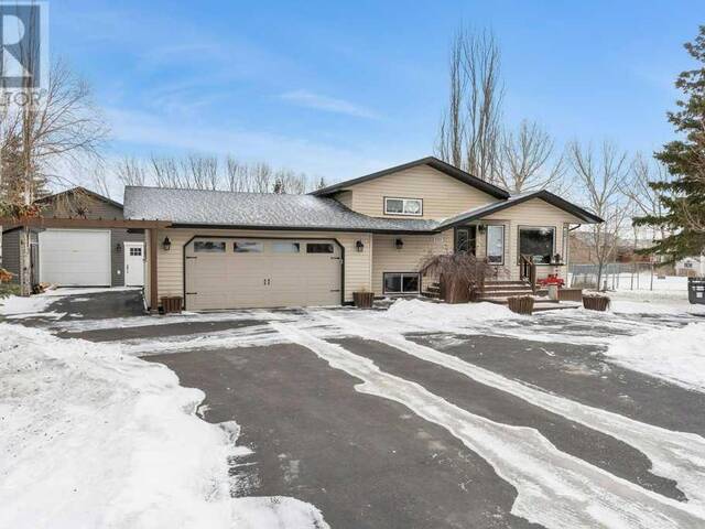 1111 Gleneagles Drive Carstairs Alberta