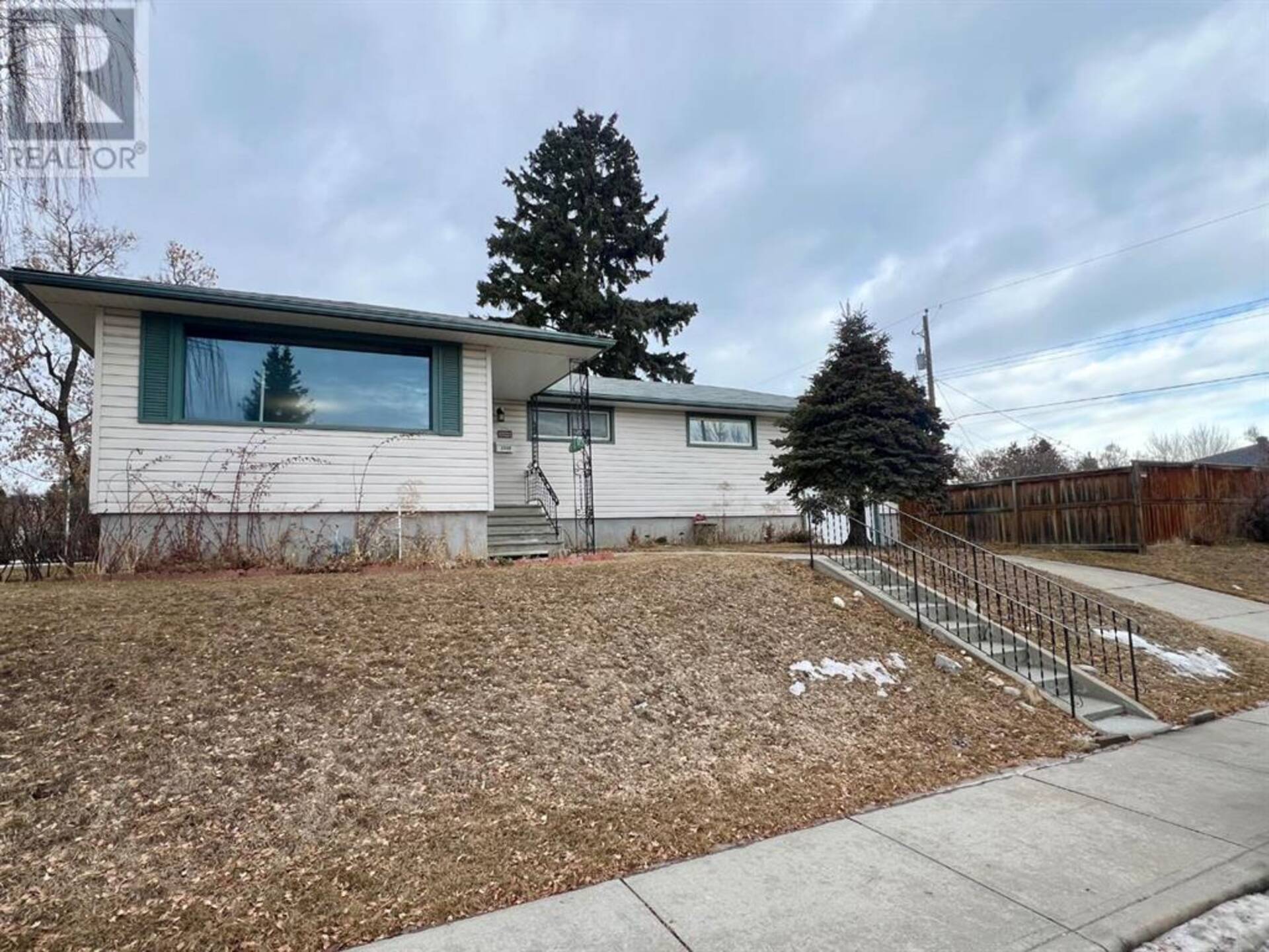 3808 25 Avenue SW Calgary