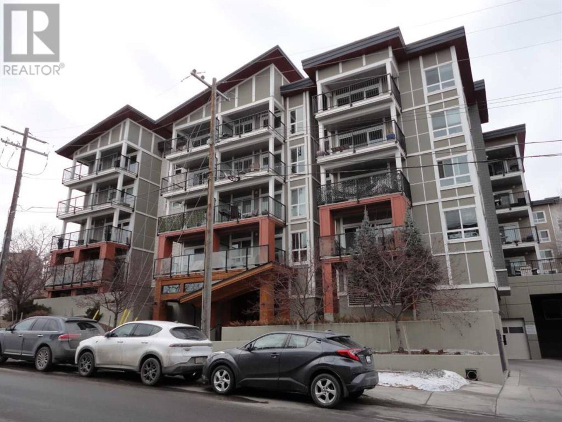 306, 510 Edmonton Trail NE Calgary