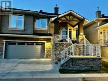 22 Discovery Woods Villas SW Calgary