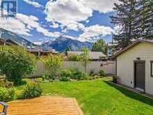 949 13th Street Canmore