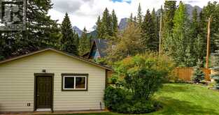 949 13th Street Canmore