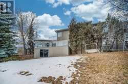 2925 Signal Hill Heights SW Calgary