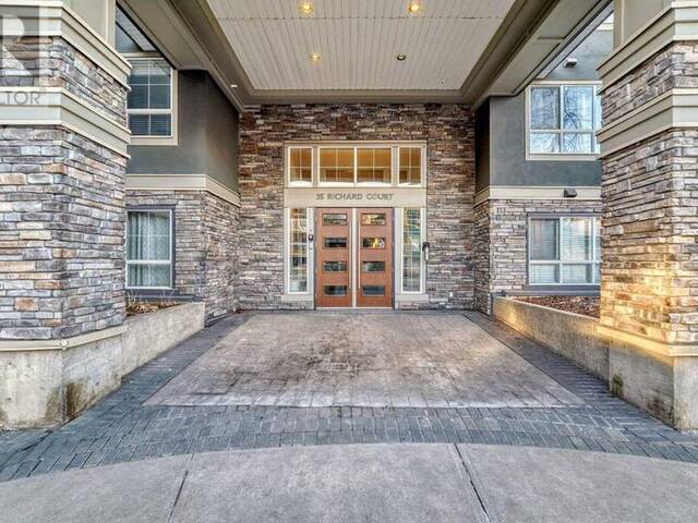 423, 35 Richard Court SW Calgary Alberta