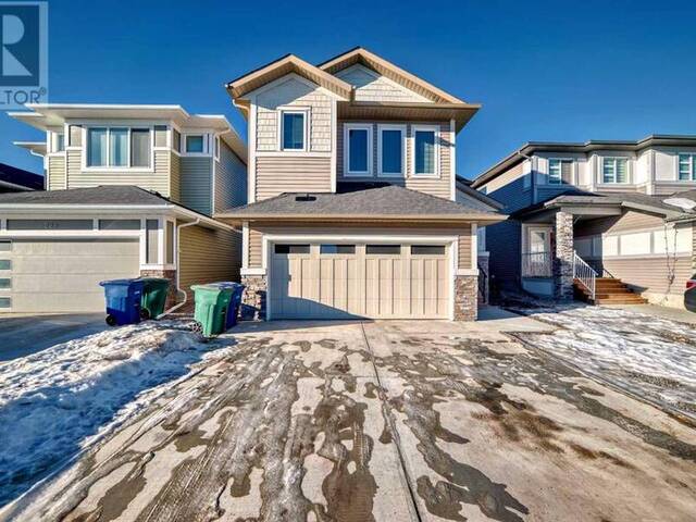 232 Reunion Loop NW Airdrie