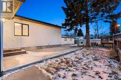 1731 111 Avenue SW Calgary