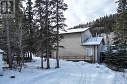 35 River Drive N Bragg Creek