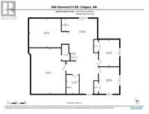 646 Diamond Court SE Calgary