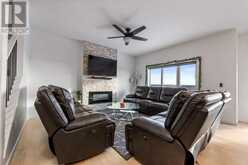 357 CORNER MEADOWS Way NE Calgary