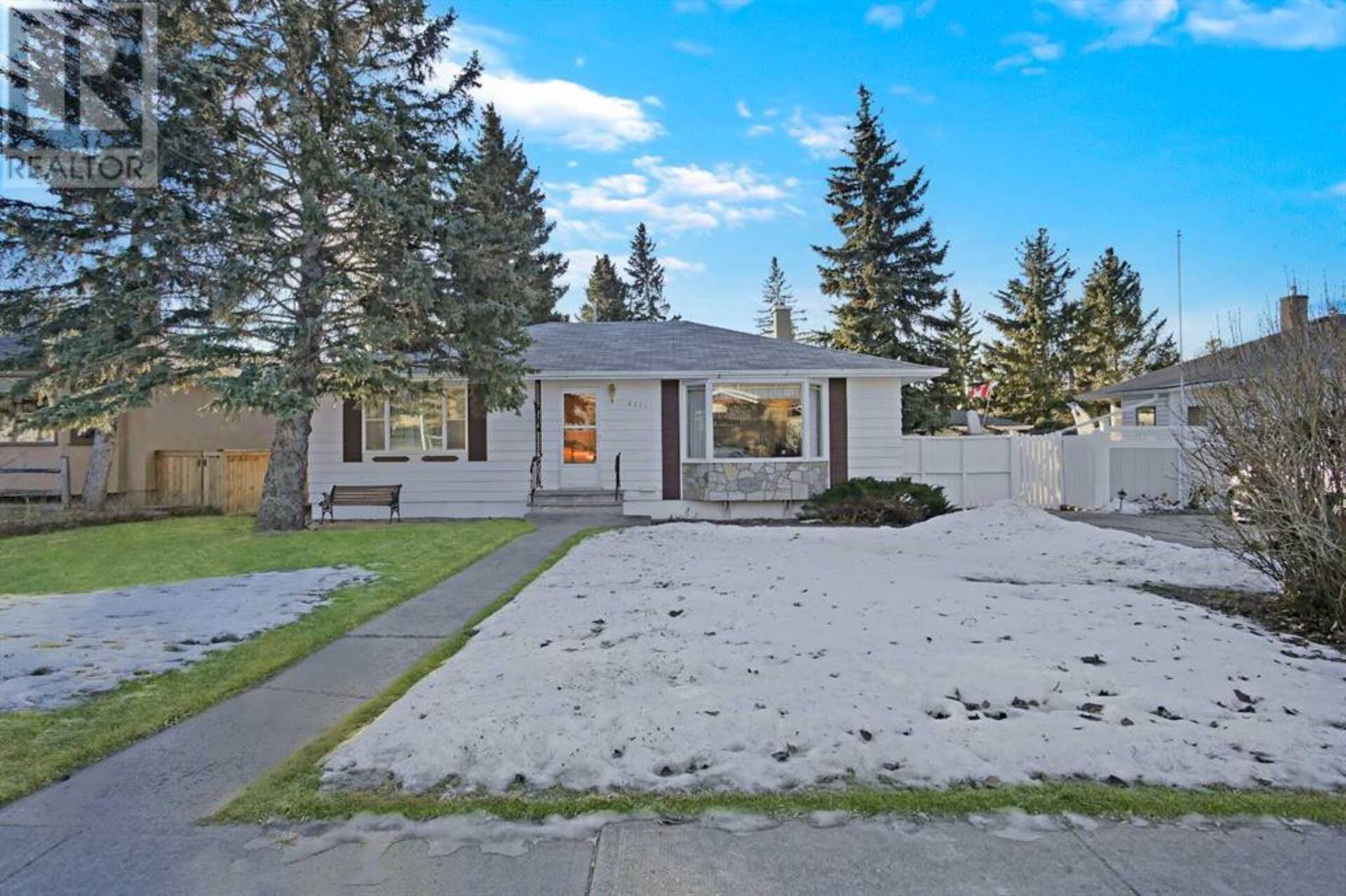 4315 19 Avenue SW Calgary