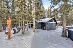 15 Park Point Bragg Creek