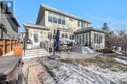 1607 42 Avenue SW Calgary