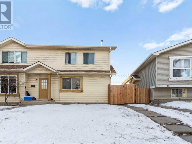 71 Castlebrook Way NE Calgary