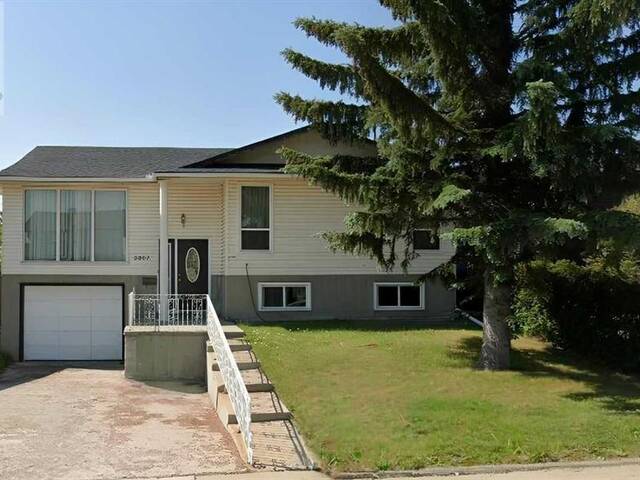 5807 22 Avenue NE Calgary