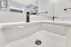 327 Creekside Way SW Calgary