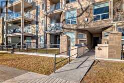 201, 3412 Parkdale Boulevard NW Calgary