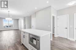 423 Hotchkiss Manor SE Calgary